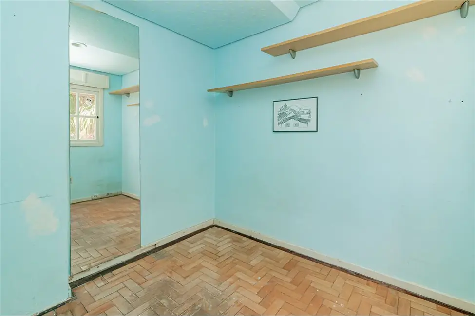 Apartamento com 3 quartos à venda, 113m2 em Farroupilha, Porto Alegre - RS - imagem 4 Foto 4 de Apartamento com 3 quartos à venda, 113m2 em Farroupilha, Porto Alegre - RS