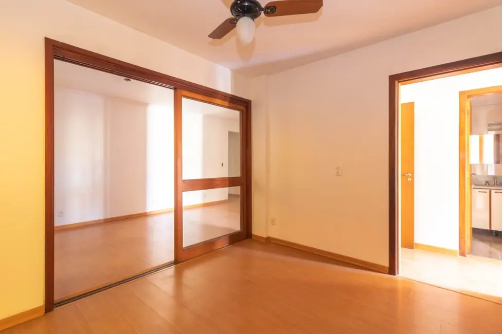 Foto 7 de Apartamento com 3 quartos à venda, 162m2 em Bela Vista, Porto Alegre - RS