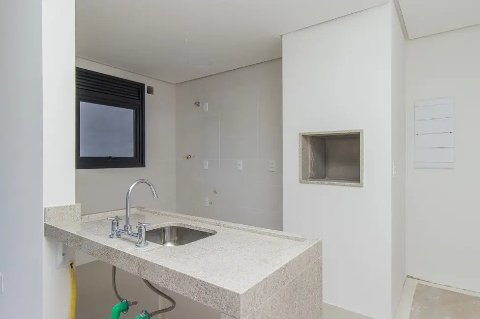 Apartamento com 2 quartos à venda, 75m2 em Menino Deus, Porto Alegre - RS - imagem 6 Foto 6 de Apartamento com 2 quartos à venda, 75m2 em Menino Deus, Porto Alegre - RS