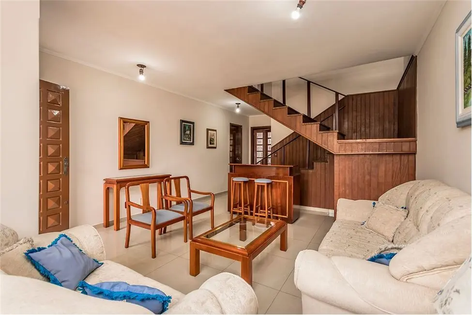 Foto 2 de Casa com 3 quartos à venda, 193m2 em Vila Jardim, Porto Alegre - RS