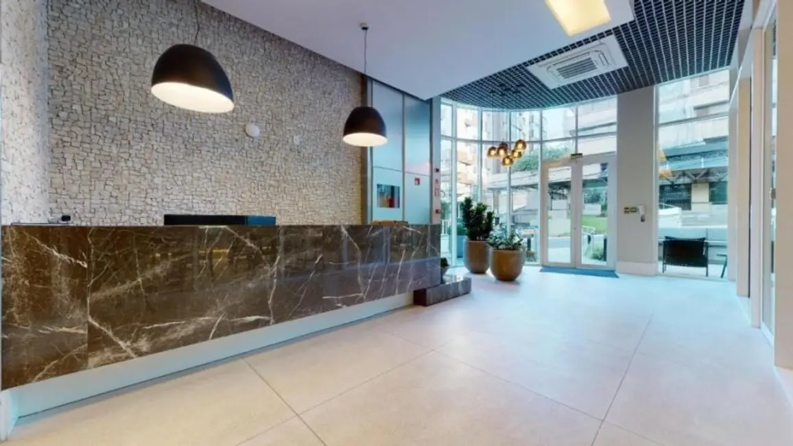 Apartamento com 1 quarto à venda, 43m2 em Moinhos de Vento, Porto Alegre - RS - imagem 3 Foto 3 de Apartamento com 1 quarto à venda, 43m2 em Moinhos de Vento, Porto Alegre - RS