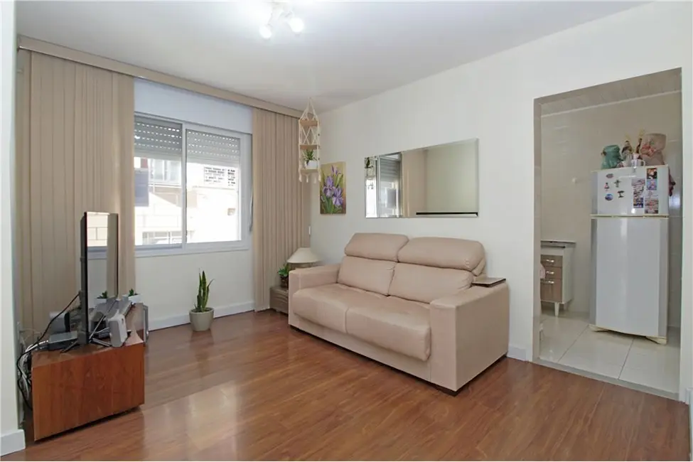 Foto 1 de Apartamento com 2 quartos à venda, 55m2 em Vila Ipiranga, Porto Alegre - RS