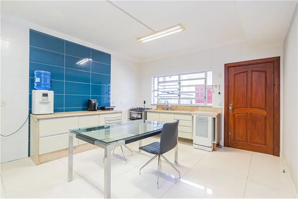 Casa com 3 quartos à venda, 289m2 em Porto Alegre - RS - imagem 4 Foto 4 de Casa com 3 quartos à venda, 289m2 em Porto Alegre - RS