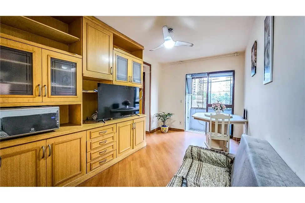 Apartamento com 2 quartos à venda, 52m2 em Sarandi, Porto Alegre - RS - imagem 9 Foto 9 de Apartamento com 2 quartos à venda, 52m2 em Sarandi, Porto Alegre - RS