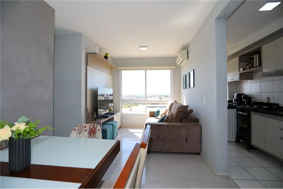 Foto 2 de Apartamento com 2 quartos à venda, 57m2 em Sarandi, Porto Alegre - RS