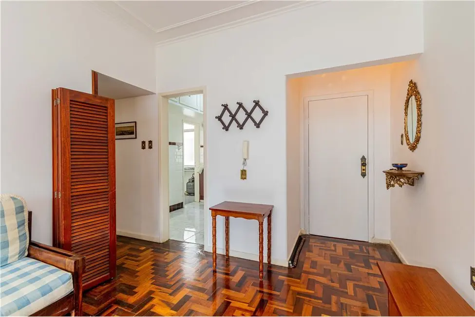 Foto 2 de Apartamento com 2 quartos à venda, 84m2 em Petrópolis, Porto Alegre - RS