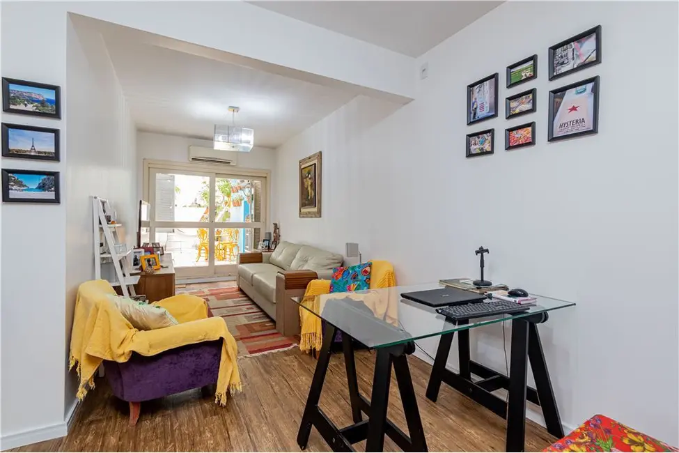 Foto 3 de Apartamento com 2 quartos à venda, 118m2 em Auxiliadora, Porto Alegre - RS