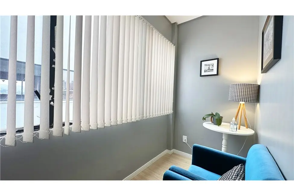 Foto 6 de Sala Comercial à venda, 37m2 em Petrópolis, Porto Alegre - RS