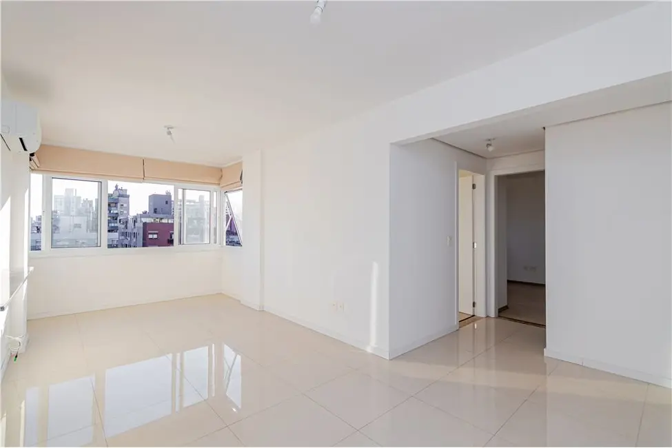 Foto 3 de Apartamento com 2 quartos à venda, 62m2 em Rio Branco, Porto Alegre - RS