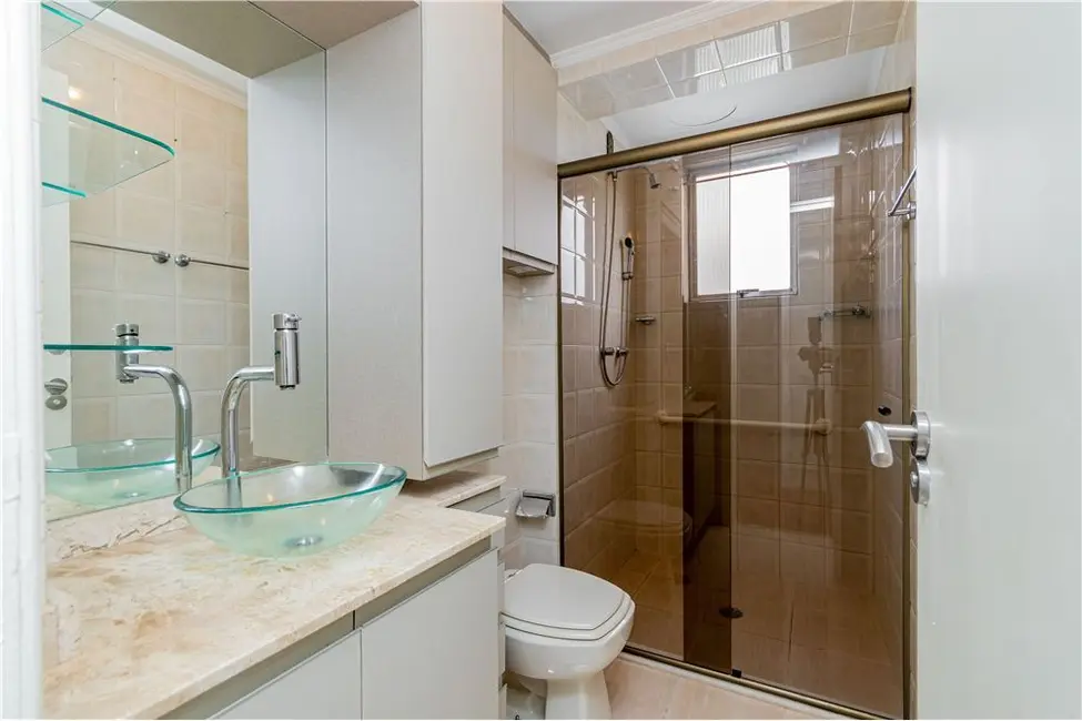 Apartamento com 2 quartos à venda, 71m2 em Santana, Porto Alegre - RS - imagem 9 Foto 9 de Apartamento com 2 quartos à venda, 71m2 em Santana, Porto Alegre - RS