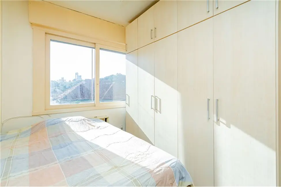 Apartamento com 2 quartos à venda, 80m2 em Menino Deus, Porto Alegre - RS - imagem 6 Foto 6 de Apartamento com 2 quartos à venda, 80m2 em Menino Deus, Porto Alegre - RS