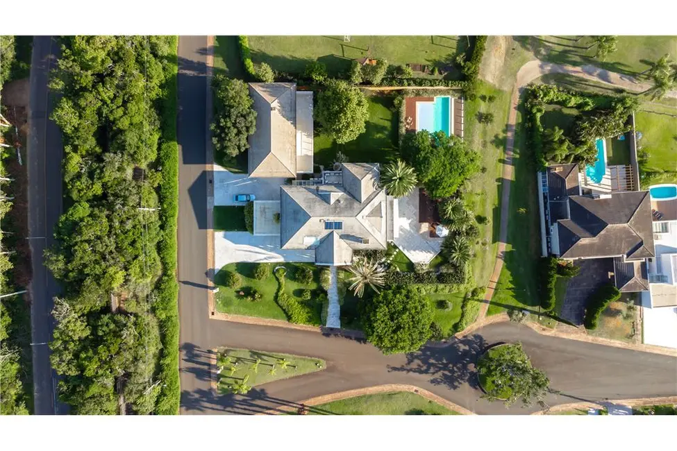 Casa com 7 quartos à venda, 941m2 em Belém Novo, Porto Alegre - RS - imagem 4 Foto 4 de Casa com 7 quartos à venda, 941m2 em Belém Novo, Porto Alegre - RS