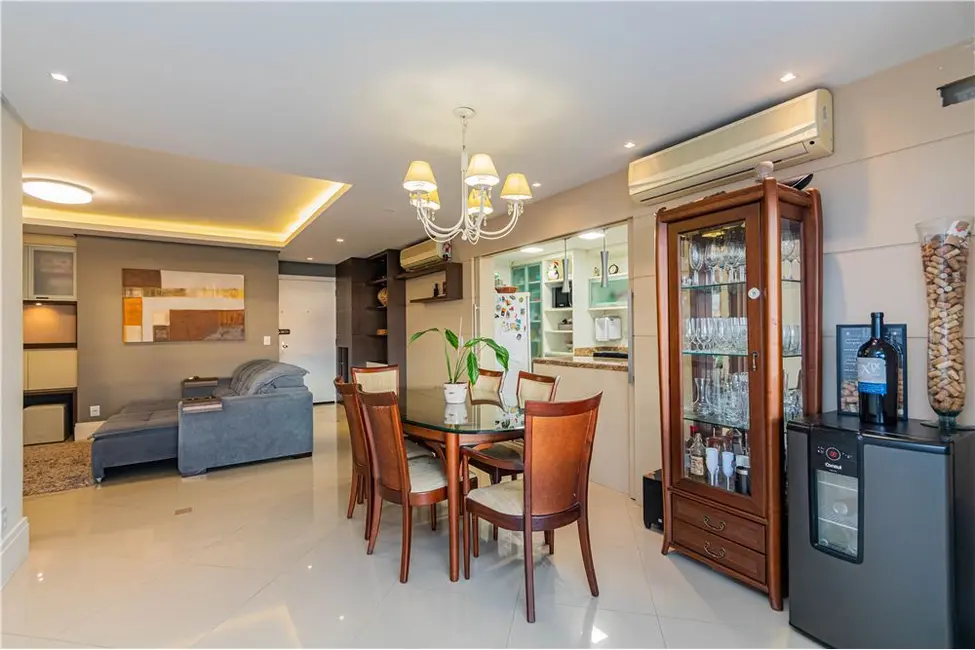 Apartamento com 3 quartos à venda, 126m2 em Menino Deus, Porto Alegre - RS - imagem 5 Foto 5 de Apartamento com 3 quartos à venda, 126m2 em Menino Deus, Porto Alegre - RS