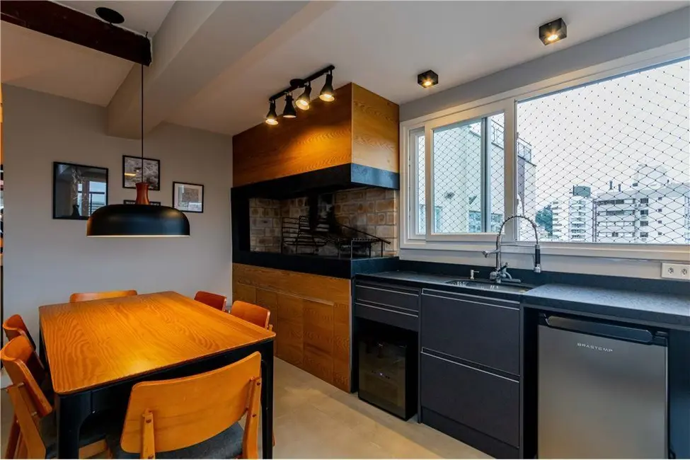 Apartamento com 3 quartos à venda, 148m2 em Menino Deus, Porto Alegre - RS - imagem 3 Foto 3 de Apartamento com 3 quartos à venda, 148m2 em Menino Deus, Porto Alegre - RS