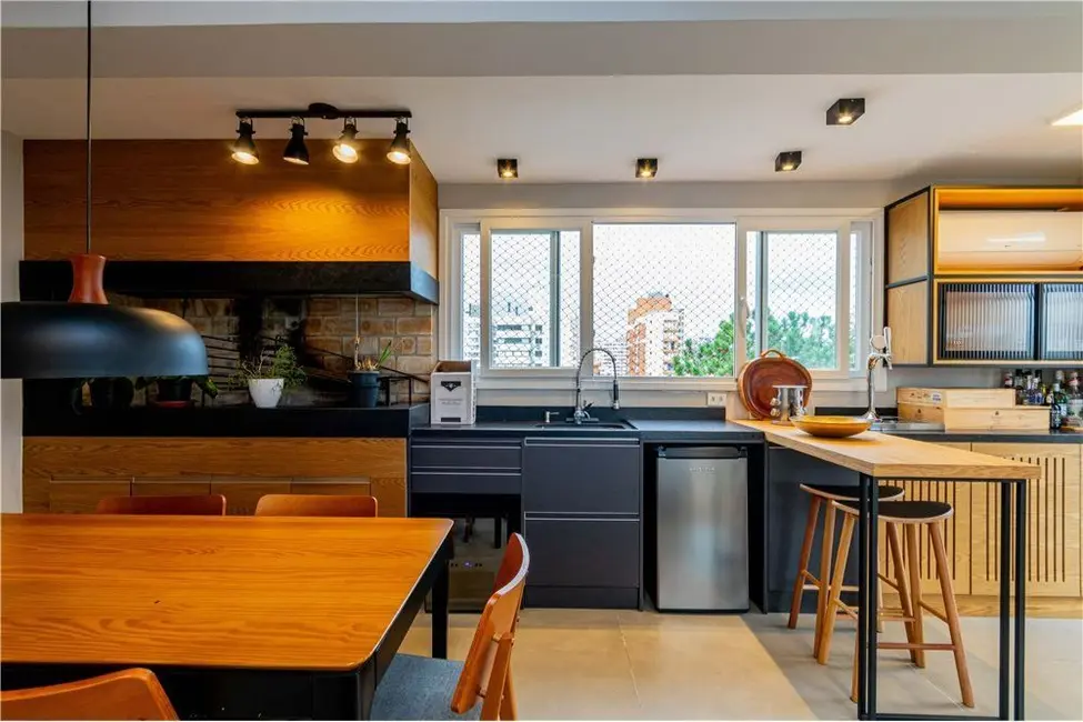 Apartamento com 3 quartos à venda, 148m2 em Menino Deus, Porto Alegre - RS - imagem 1 Foto 1 de Apartamento com 3 quartos à venda, 148m2 em Menino Deus, Porto Alegre - RS