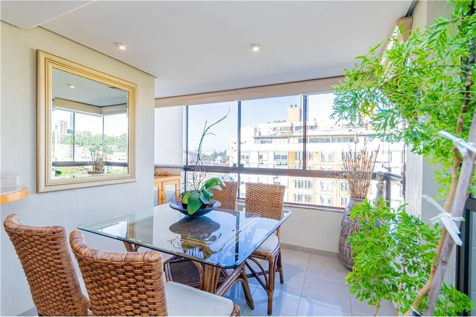 Apartamento com 3 quartos à venda, 234m2 em Menino Deus, Porto Alegre - RS - imagem 7 Foto 7 de Apartamento com 3 quartos à venda, 234m2 em Menino Deus, Porto Alegre - RS