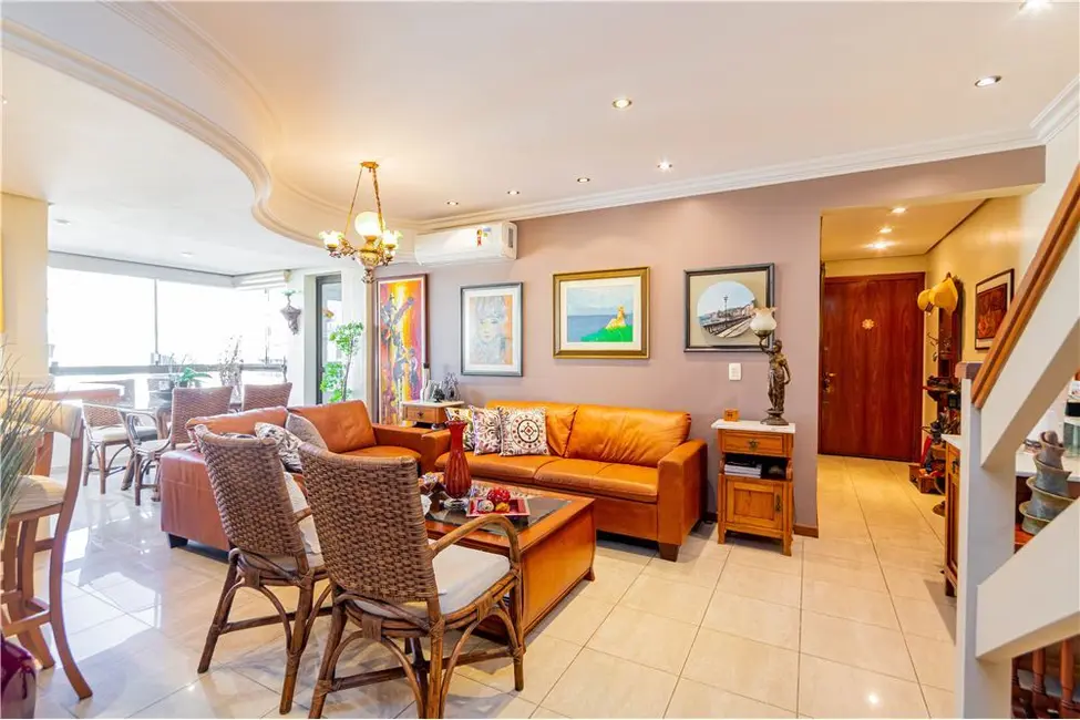 Apartamento com 3 quartos à venda, 234m2 em Menino Deus, Porto Alegre - RS - imagem 6 Foto 6 de Apartamento com 3 quartos à venda, 234m2 em Menino Deus, Porto Alegre - RS