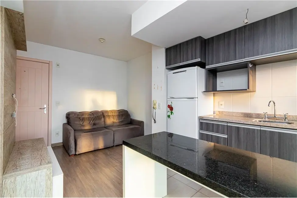 Apartamento com 1 quarto à venda, 38m2 em Menino Deus, Porto Alegre - RS - imagem 6 Foto 6 de Apartamento com 1 quarto à venda, 38m2 em Menino Deus, Porto Alegre - RS