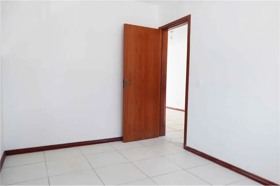 Foto 6 de Casa com 2 quartos à venda, 39m2 em Restinga, Porto Alegre - RS