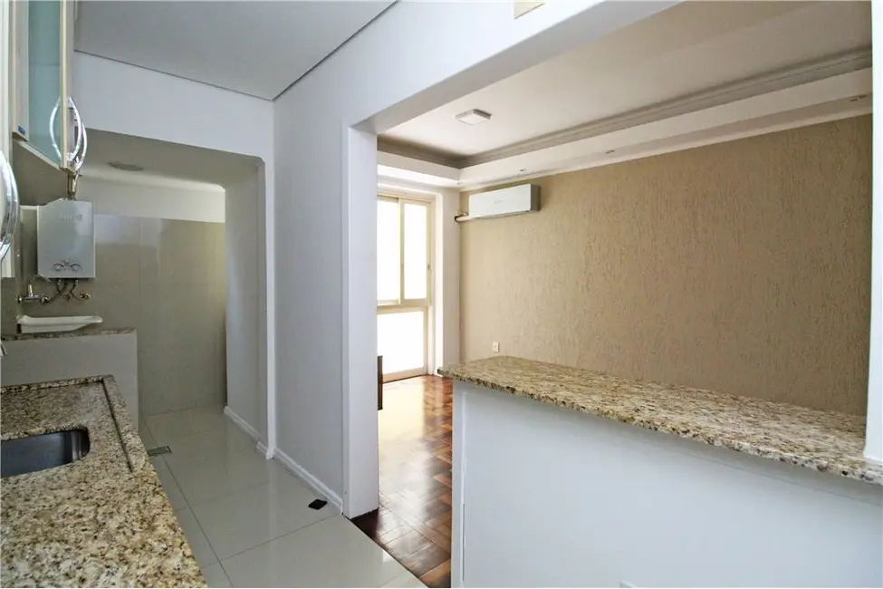 Foto 7 de Apartamento com 2 quartos à venda, 43m2 em Menino Deus, Porto Alegre - RS
