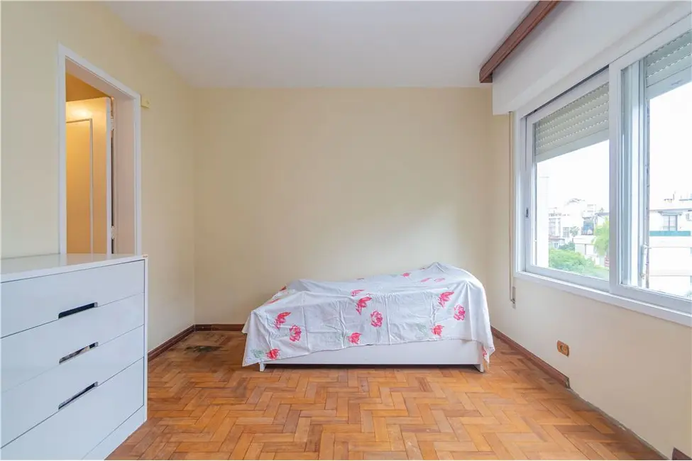 Foto 9 de Apartamento com 3 quartos à venda, 104m2 em Auxiliadora, Porto Alegre - RS