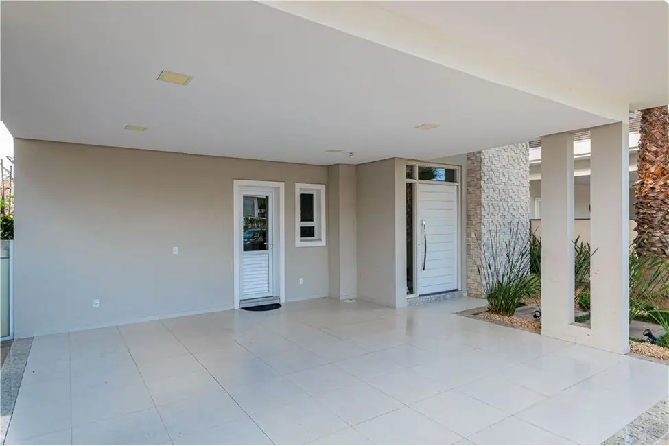 Casa com 3 quartos à venda, 250m2 em Neópolis, Gravatai - RS - imagem 7 Foto 7 de Casa com 3 quartos à venda, 250m2 em Neópolis, Gravatai - RS