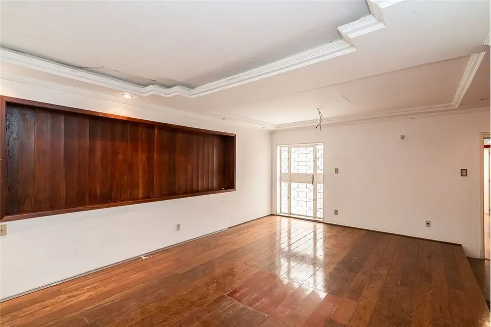 Casa com 4 quartos à venda, 254m2 em Petrópolis, Porto Alegre - RS - imagem 9 Foto 9 de Casa com 4 quartos à venda, 254m2 em Petrópolis, Porto Alegre - RS