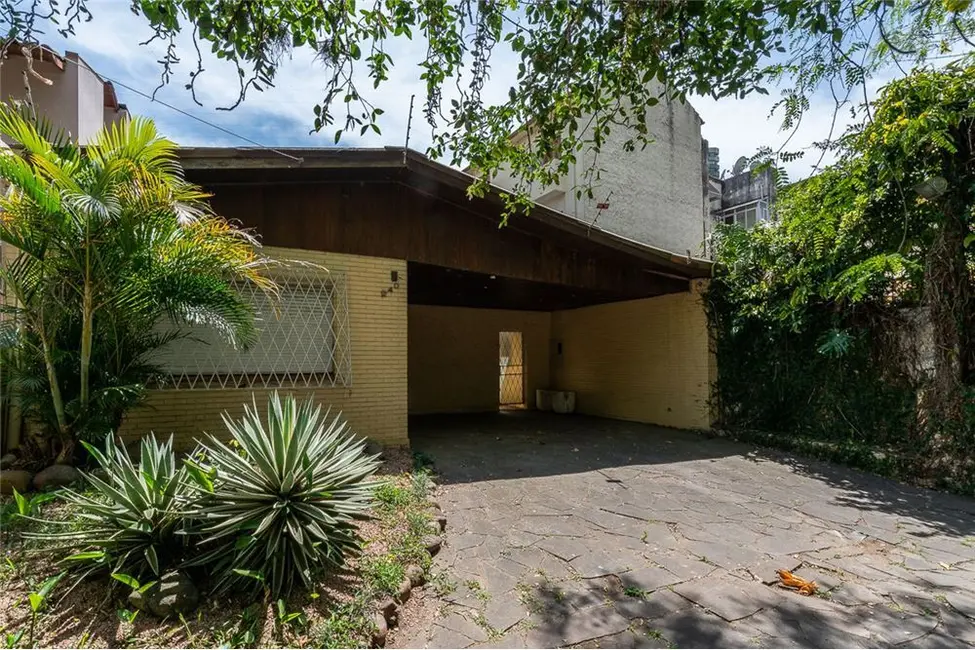 Casa com 4 quartos à venda, 254m2 em Petrópolis, Porto Alegre - RS - imagem 5 Foto 5 de Casa com 4 quartos à venda, 254m2 em Petrópolis, Porto Alegre - RS