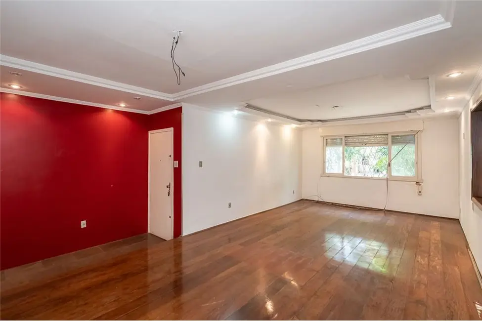 Casa com 4 quartos à venda, 254m2 em Petrópolis, Porto Alegre - RS - imagem 6 Foto 6 de Casa com 4 quartos à venda, 254m2 em Petrópolis, Porto Alegre - RS