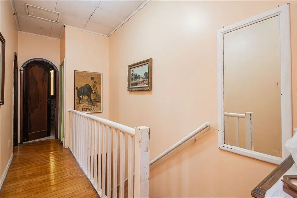 Casa com 5 quartos à venda, 400m2 em Petrópolis, Porto Alegre - RS - imagem 8 Foto 8 de Casa com 5 quartos à venda, 400m2 em Petrópolis, Porto Alegre - RS