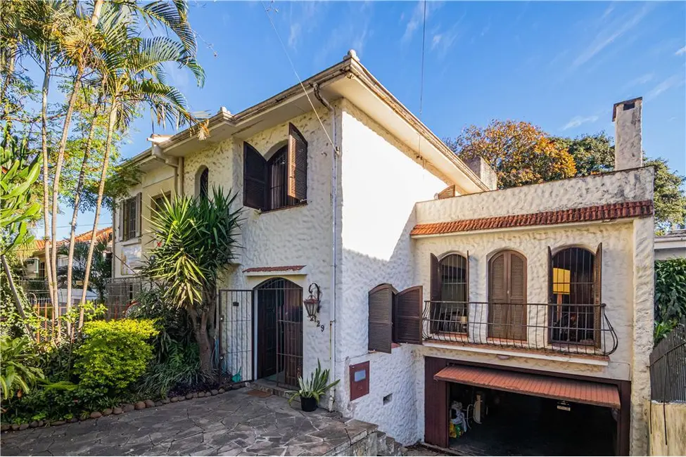 Foto 2 de Casa com 5 quartos à venda, 400m2 em Petrópolis, Porto Alegre - RS