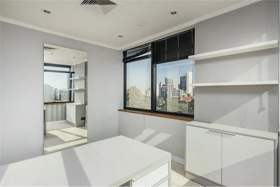 Foto 3 de Sala Comercial à venda, 45m2 em Moinhos de Vento, Porto Alegre - RS