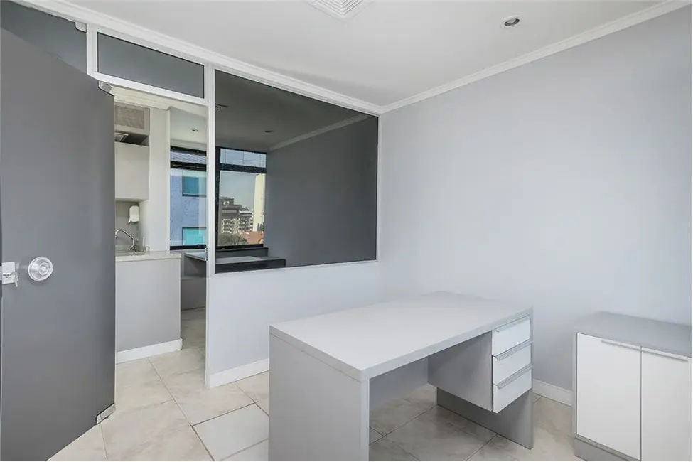 Foto 9 de Sala Comercial à venda, 45m2 em Moinhos de Vento, Porto Alegre - RS