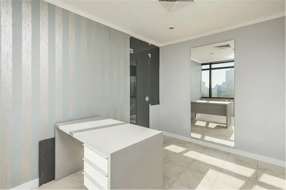 Foto 4 de Sala Comercial à venda, 45m2 em Moinhos de Vento, Porto Alegre - RS