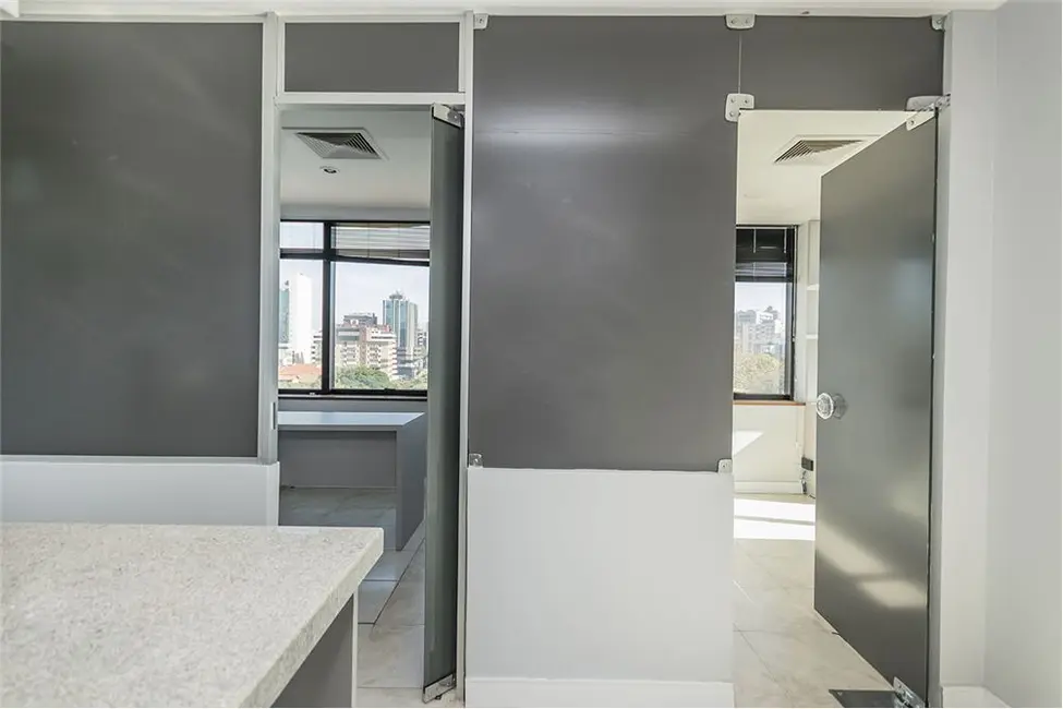 Foto 5 de Sala Comercial à venda, 45m2 em Moinhos de Vento, Porto Alegre - RS