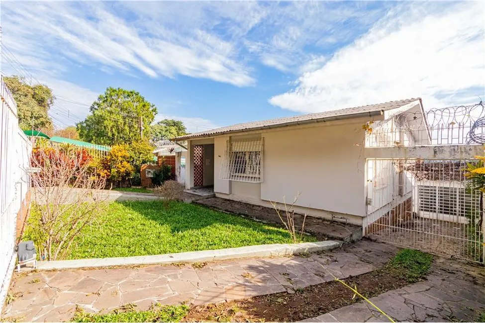 Foto 2 de Casa com 3 quartos à venda, 117m2 em Santa Tereza, Porto Alegre - RS