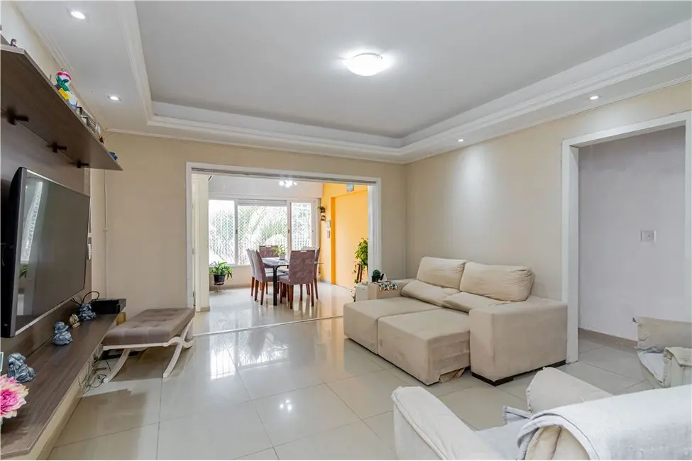 Foto 1 de Casa com 3 quartos à venda, 250m2 em Jardim Sabará, Porto Alegre - RS