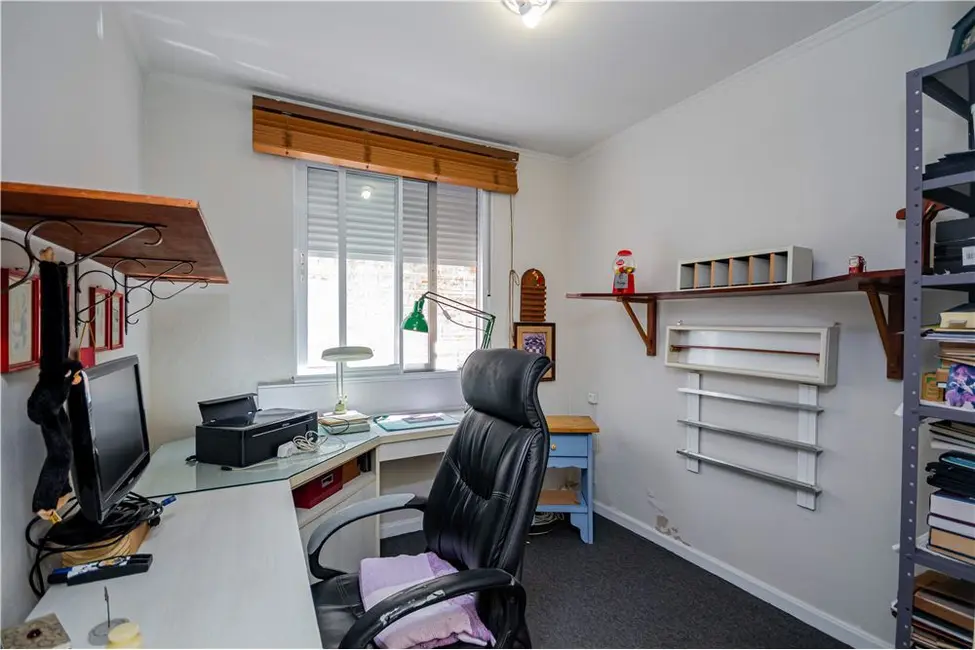 Foto 8 de Casa com 5 quartos à venda, 239m2 em Hípica, Porto Alegre - RS