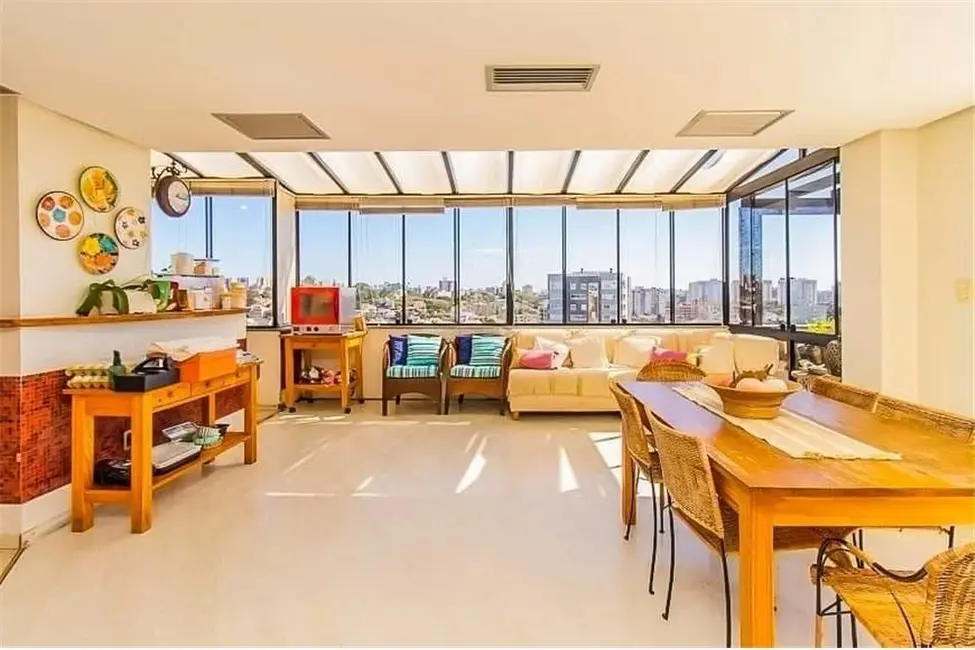 Foto 2 de Apartamento com 3 quartos à venda, 324m2 em Porto Alegre - RS