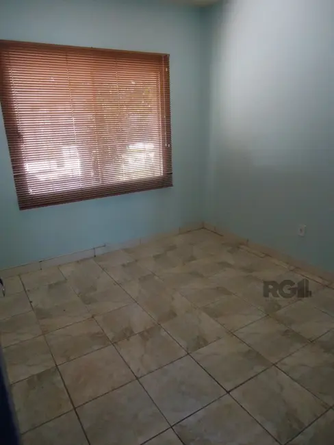 Casa com 3 quartos à venda, 279m2 em Partenon, Porto Alegre - RS - imagem 7 Foto 7 de Casa com 3 quartos à venda, 279m2 em Partenon, Porto Alegre - RS