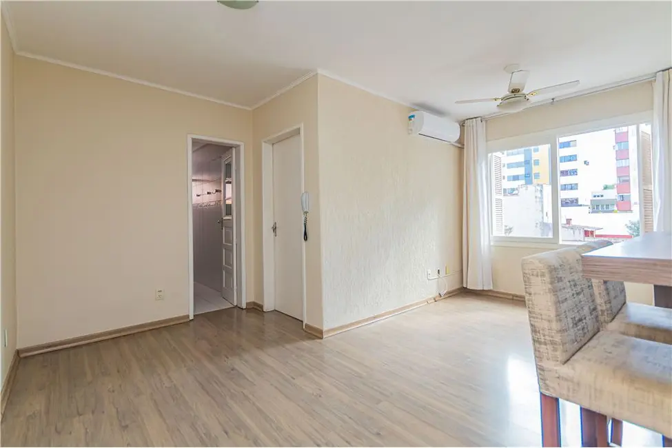 Apartamento com 1 quarto à venda, 47m2 em Menino Deus, Porto Alegre - RS - imagem 5 Foto 5 de Apartamento com 1 quarto à venda, 47m2 em Menino Deus, Porto Alegre - RS