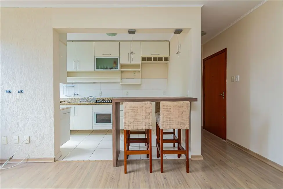 Apartamento com 1 quarto à venda, 47m2 em Menino Deus, Porto Alegre - RS - imagem 3 Foto 3 de Apartamento com 1 quarto à venda, 47m2 em Menino Deus, Porto Alegre - RS