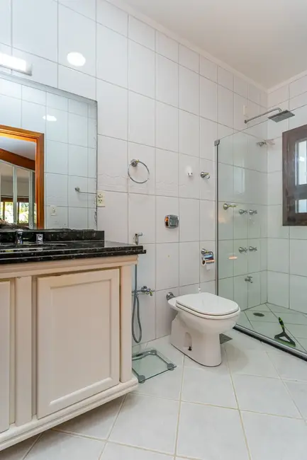 Casa com 4 quartos à venda, 307m2 em Jardim Isabel, Porto Alegre - RS - imagem 3 Foto 3 de Casa com 4 quartos à venda, 307m2 em Jardim Isabel, Porto Alegre - RS