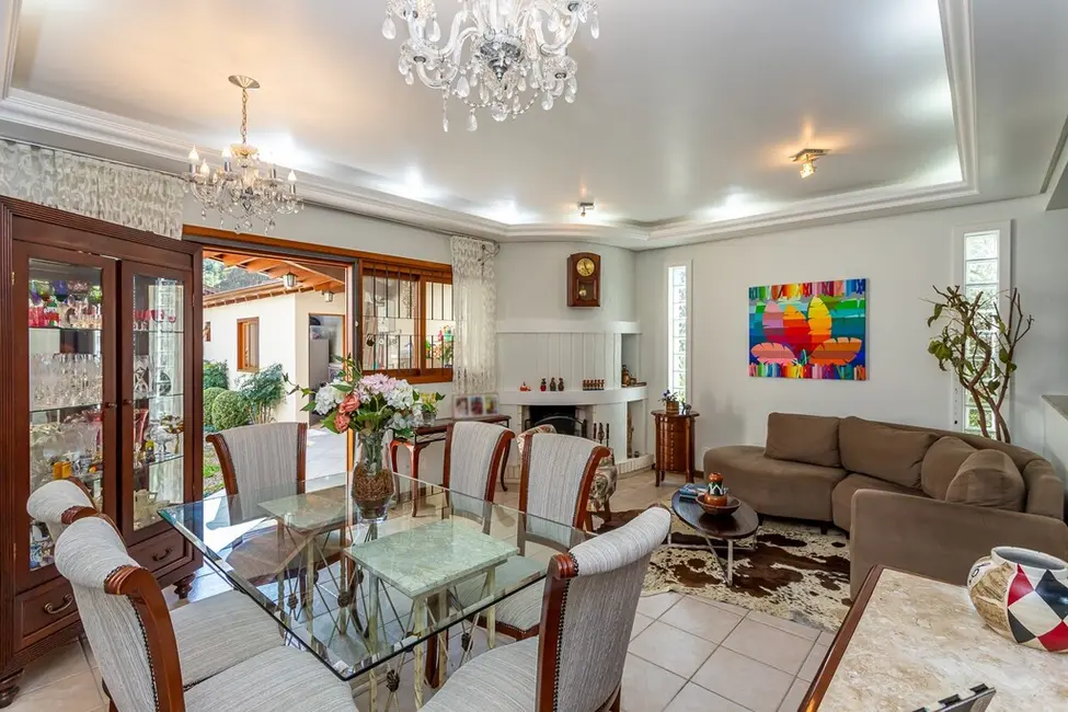 Casa com 4 quartos à venda, 307m2 em Jardim Isabel, Porto Alegre - RS - imagem 8 Foto 8 de Casa com 4 quartos à venda, 307m2 em Jardim Isabel, Porto Alegre - RS