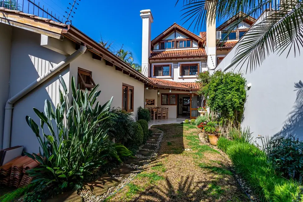 Casa com 4 quartos à venda, 307m2 em Jardim Isabel, Porto Alegre - RS - imagem 6 Foto 6 de Casa com 4 quartos à venda, 307m2 em Jardim Isabel, Porto Alegre - RS