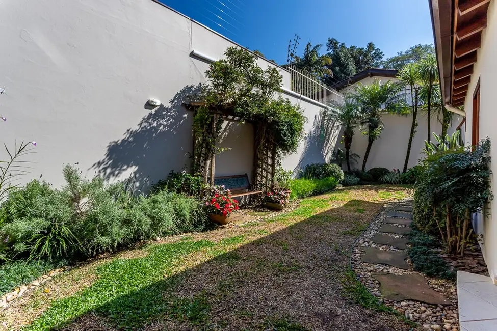 Casa com 4 quartos à venda, 307m2 em Jardim Isabel, Porto Alegre - RS - imagem 5 Foto 5 de Casa com 4 quartos à venda, 307m2 em Jardim Isabel, Porto Alegre - RS