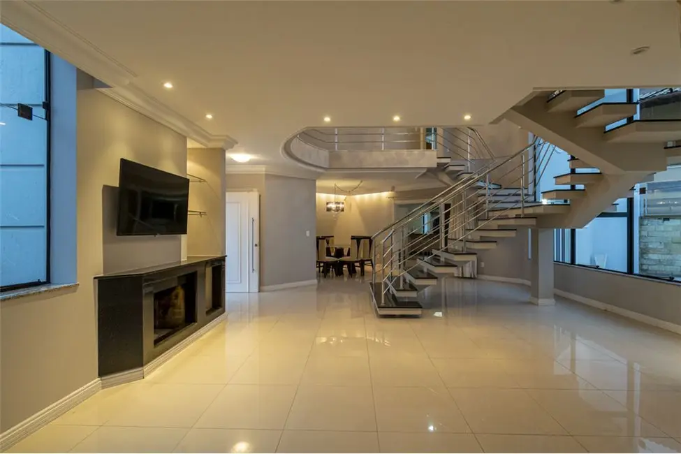 Casa com 4 quartos à venda, 340m2 em Estância Velha, Canoas - RS - imagem 4 Foto 4 de Casa com 4 quartos à venda, 340m2 em Estância Velha, Canoas - RS