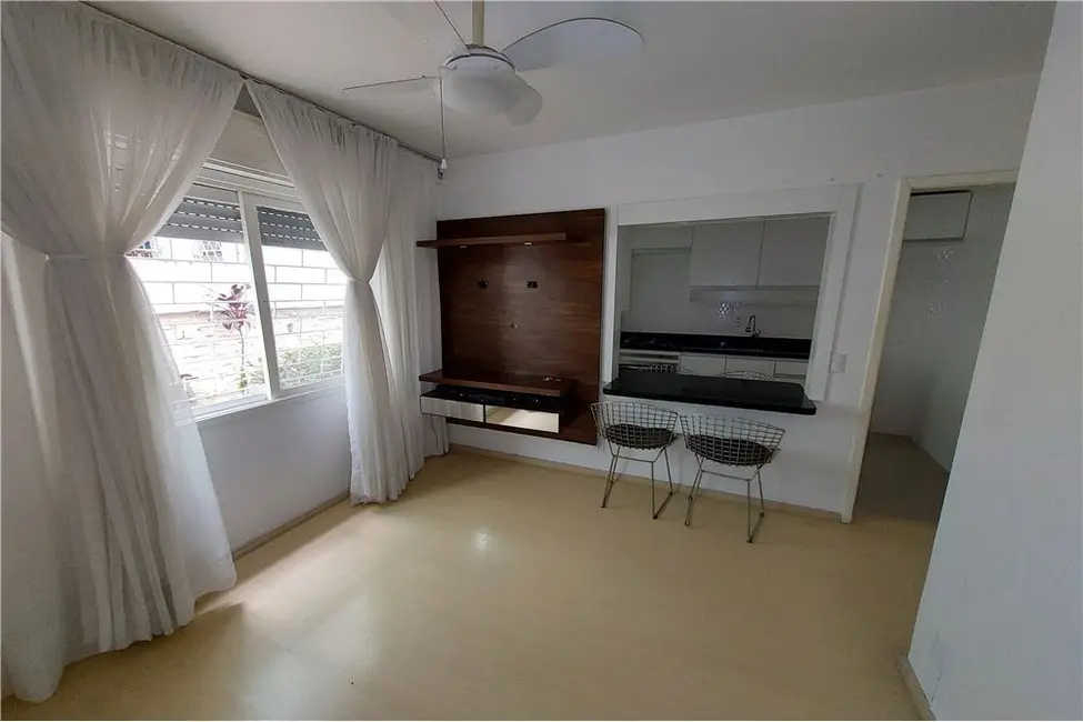 Foto 7 de Apartamento com 2 quartos à venda, 45m2 em Camaquã, Porto Alegre - RS