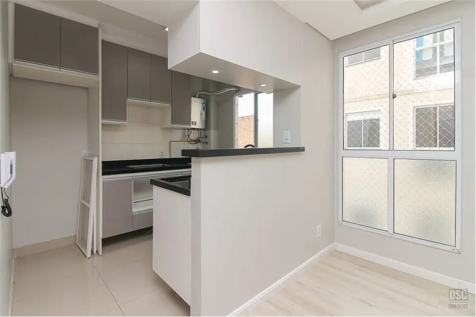 Foto 6 de Apartamento com 2 quartos à venda, 40m2 em Vila Nova, Porto Alegre - RS