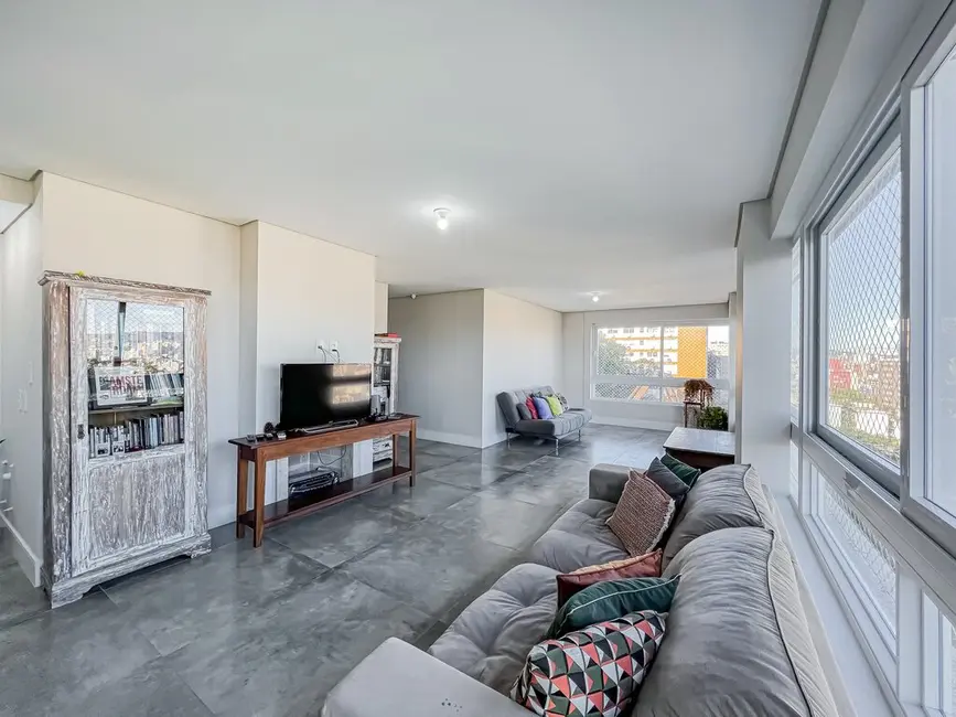 Foto 9 de Apartamento com 4 quartos à venda, 204m2 em Rio Branco, Porto Alegre - RS